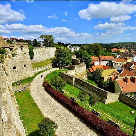 Апартаменты Like Эгер